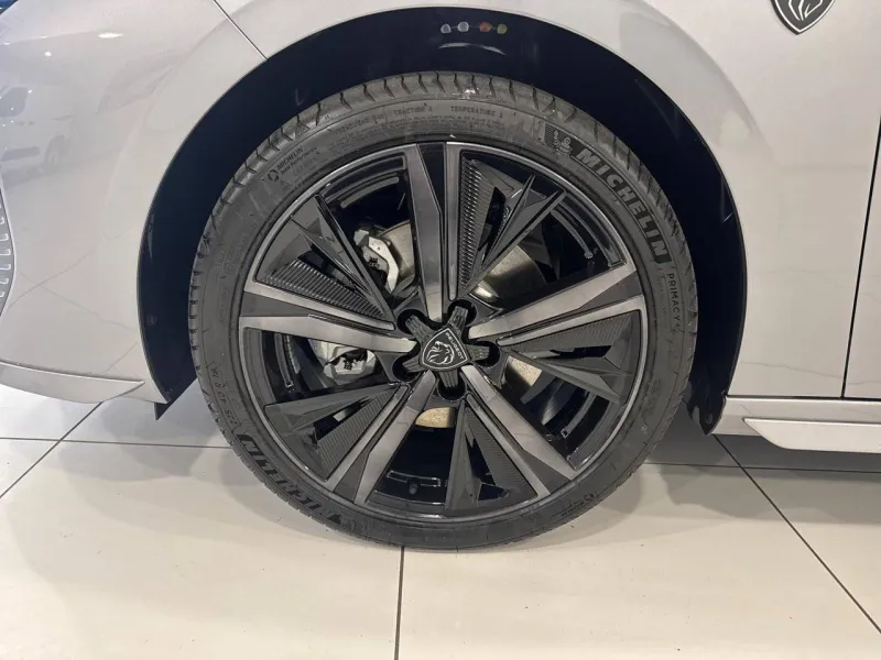 Image secondaire du véhicule 7