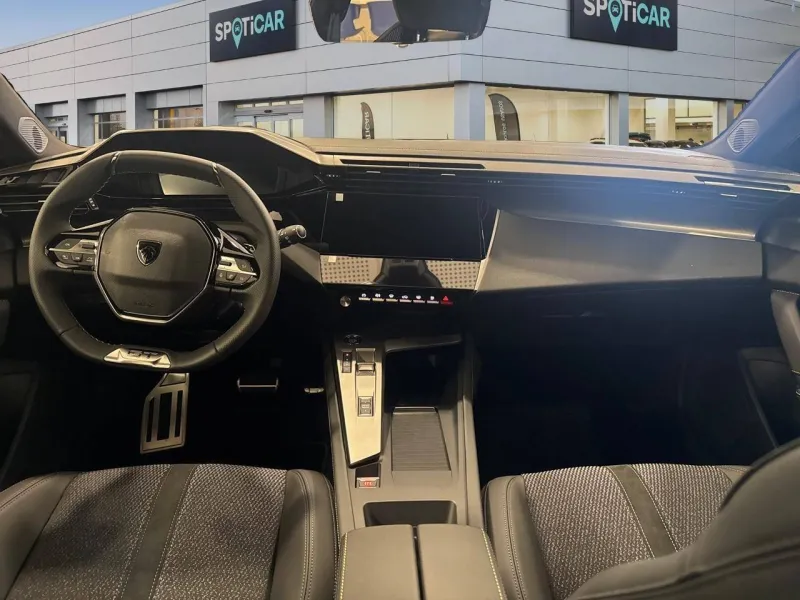 Image secondaire du véhicule 10