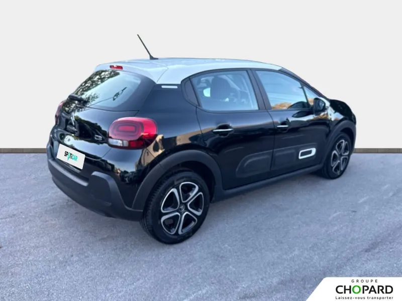 Image secondaire du véhicule 4