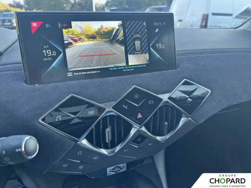 Image secondaire du véhicule 15