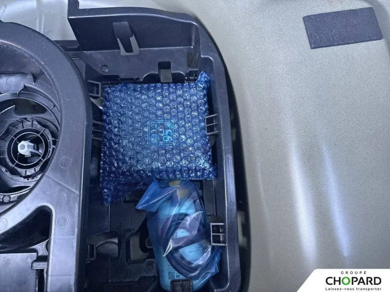 Image secondaire du véhicule 25