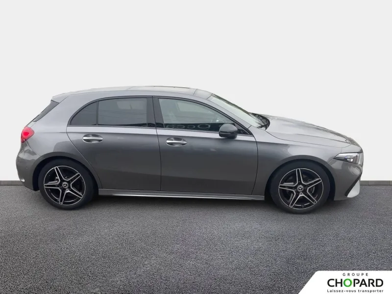 Image secondaire du véhicule 10