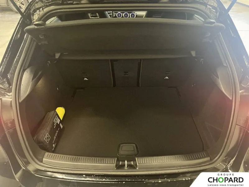 Image secondaire du véhicule 9