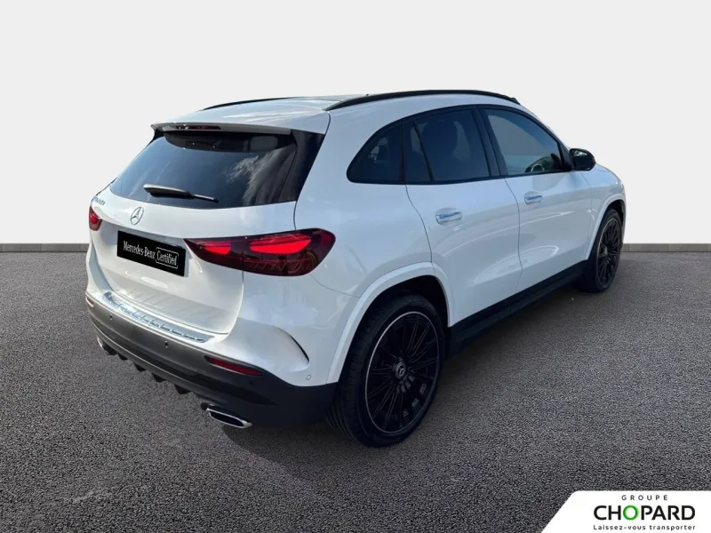 Image secondaire du véhicule 4