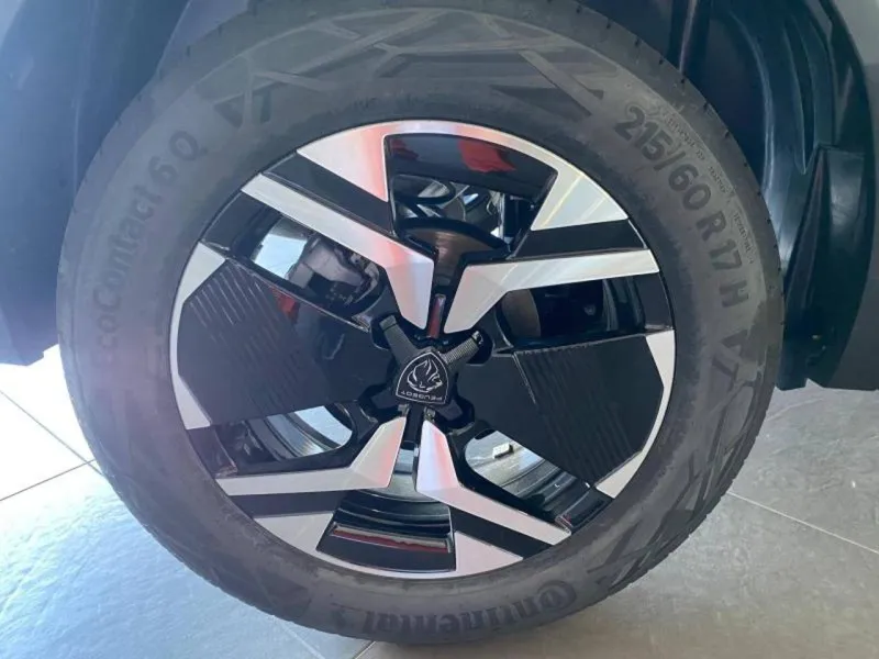 Image secondaire du véhicule 7