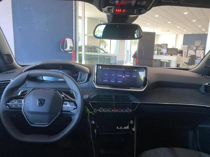 Image secondaire du véhicule 9