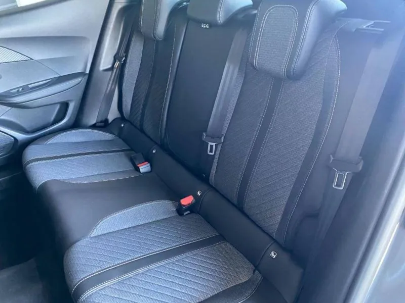 Image secondaire du véhicule 10