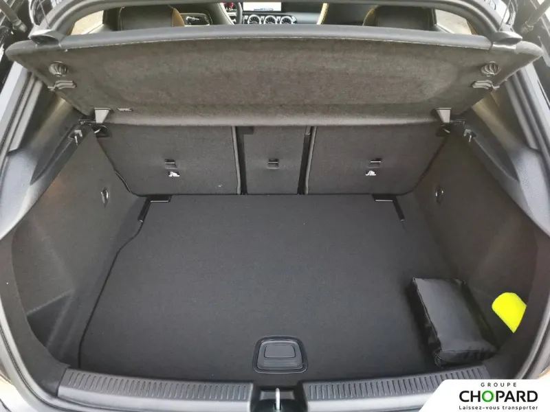 Image secondaire du véhicule 9