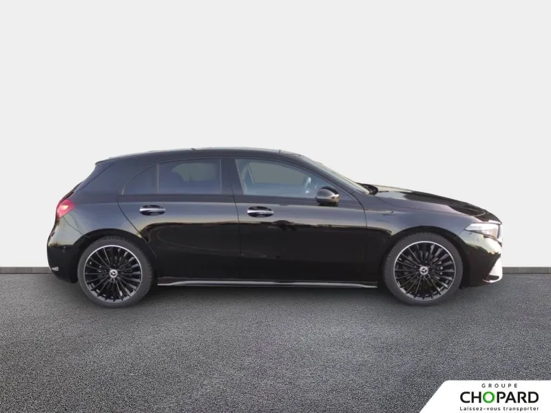 Image secondaire du véhicule 10