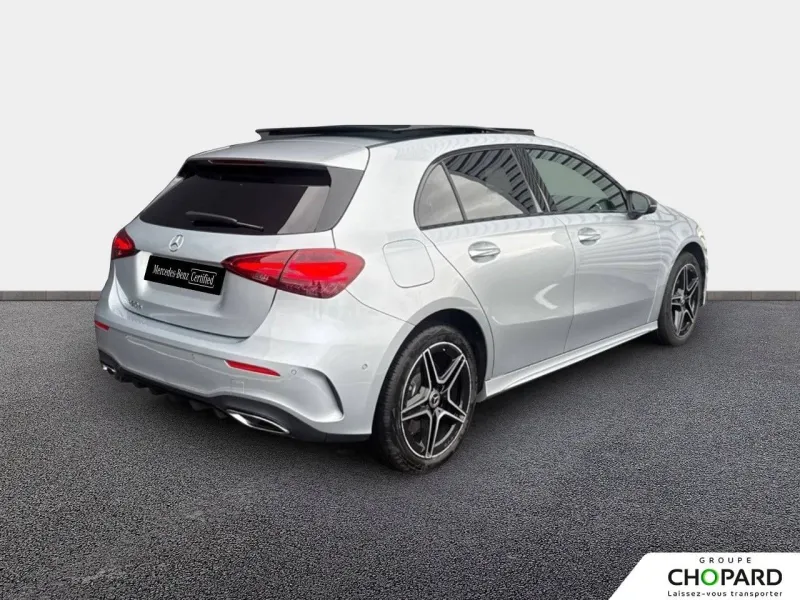 Image secondaire du véhicule 4