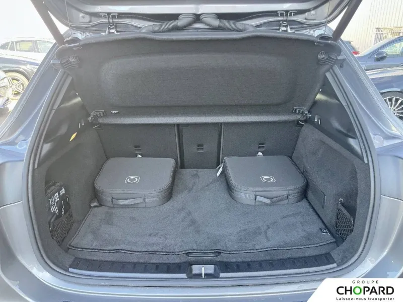 Image secondaire du véhicule 9