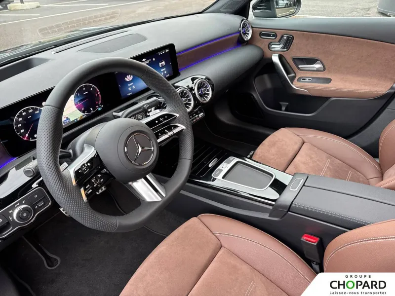 Image secondaire du véhicule 3