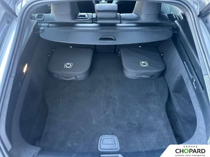 Image secondaire du véhicule 9