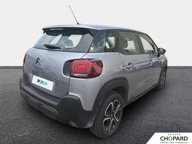 Image secondaire du véhicule 9