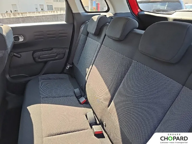 Image secondaire du véhicule 12