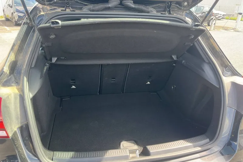 Image secondaire du véhicule 10