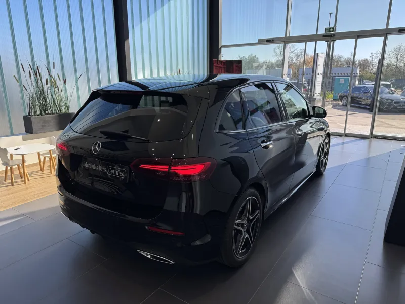 Image secondaire du véhicule 5