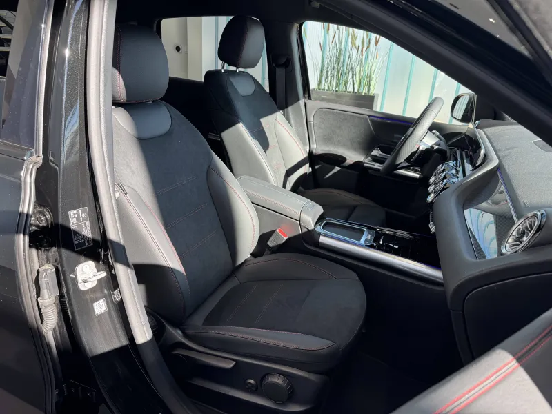 Image secondaire du véhicule 7