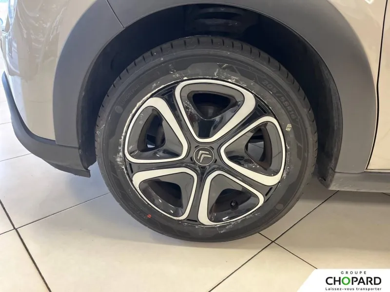 Image secondaire du véhicule 13