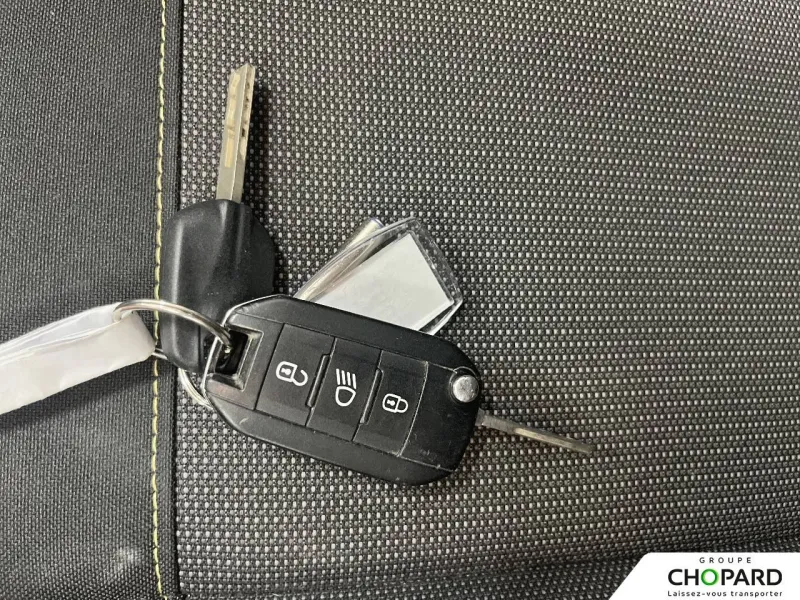 Image secondaire du véhicule 15