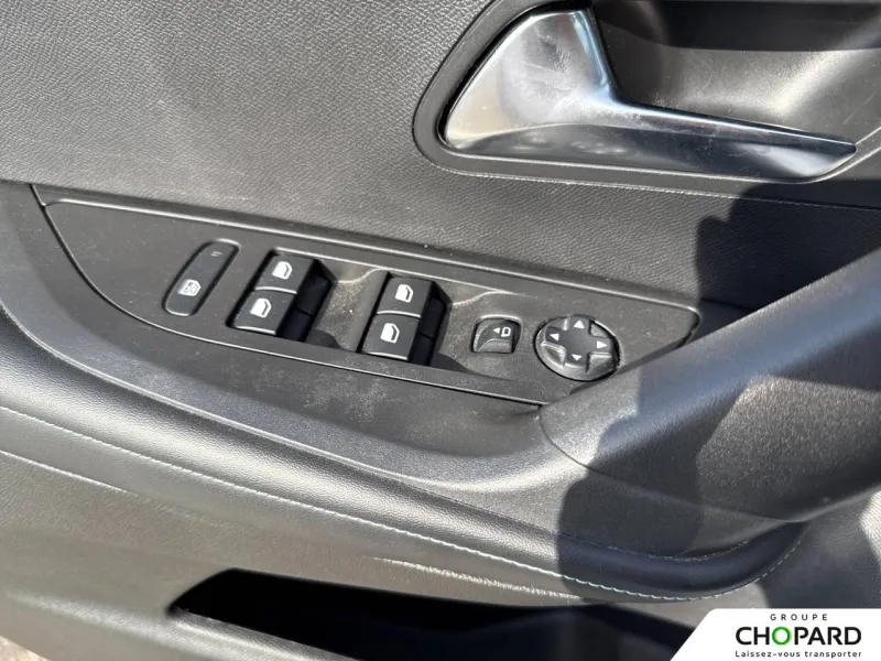 Image secondaire du véhicule 14