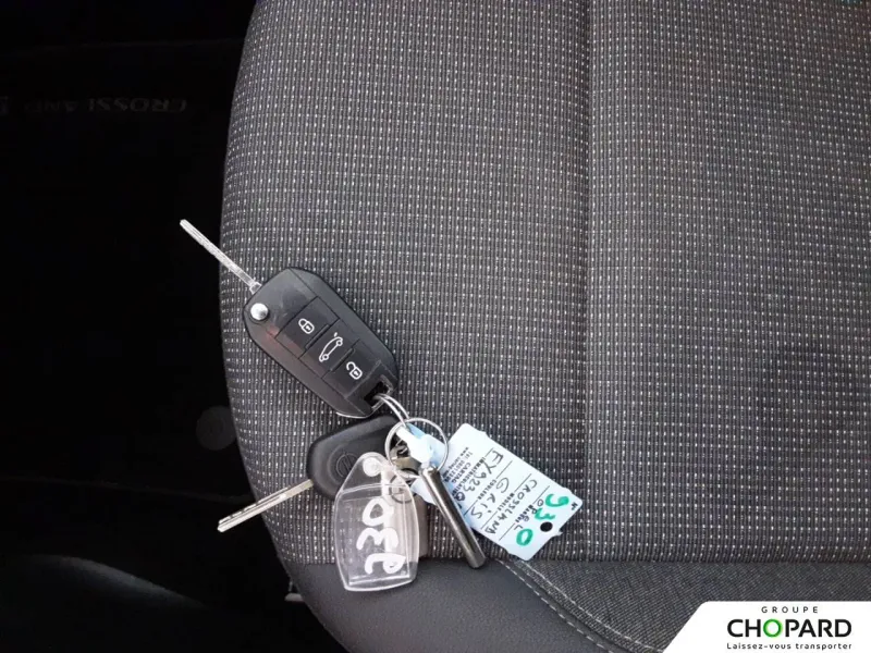 Image secondaire du véhicule 15