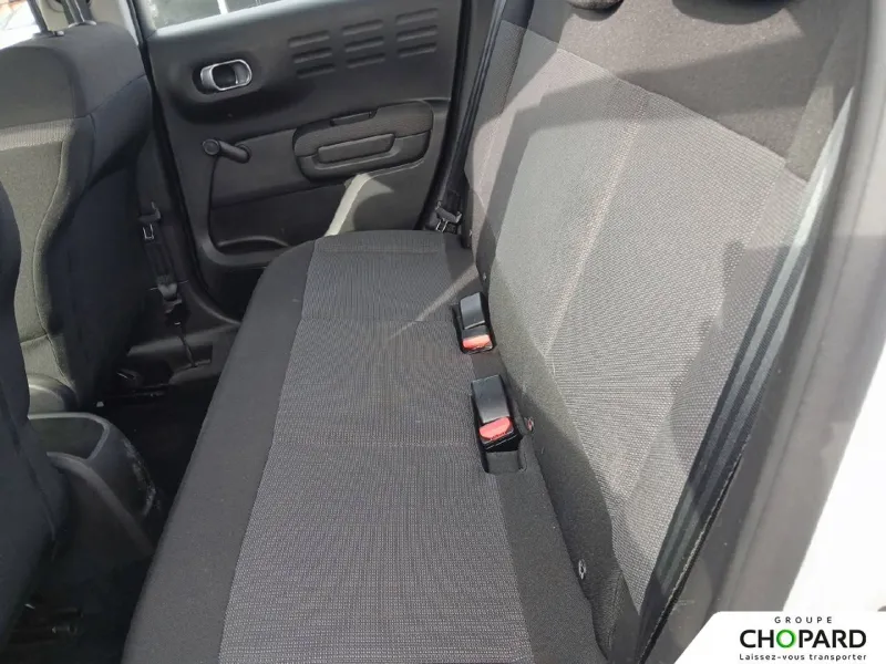 Image secondaire du véhicule 11