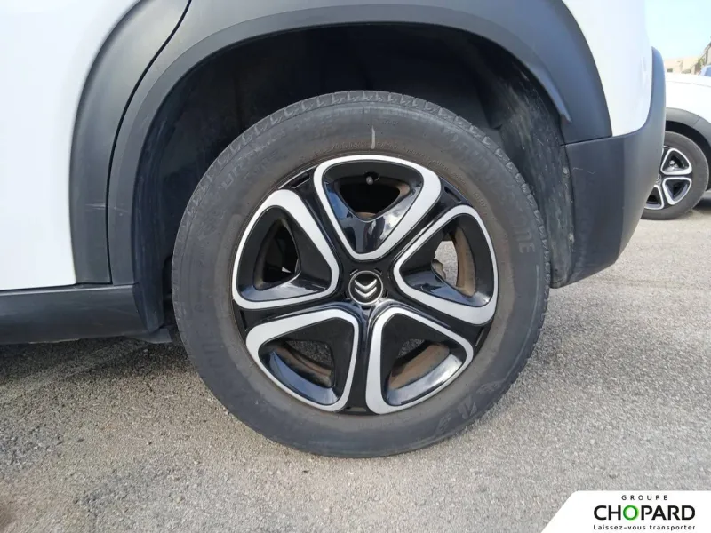 Image secondaire du véhicule 12