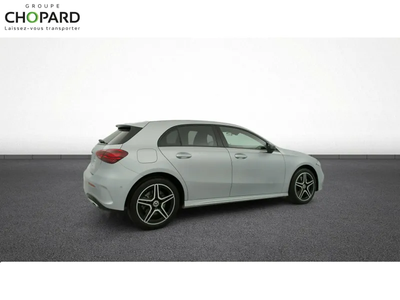 Image secondaire du véhicule 10