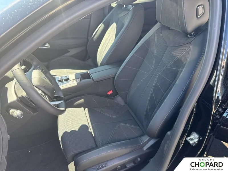 Image secondaire du véhicule 12