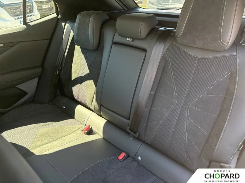 Image secondaire du véhicule 20