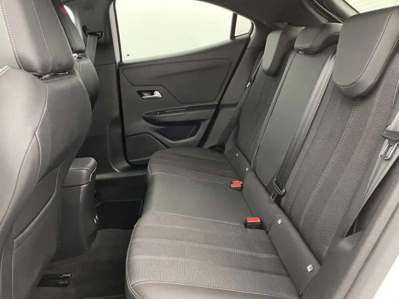 Image secondaire du véhicule 16