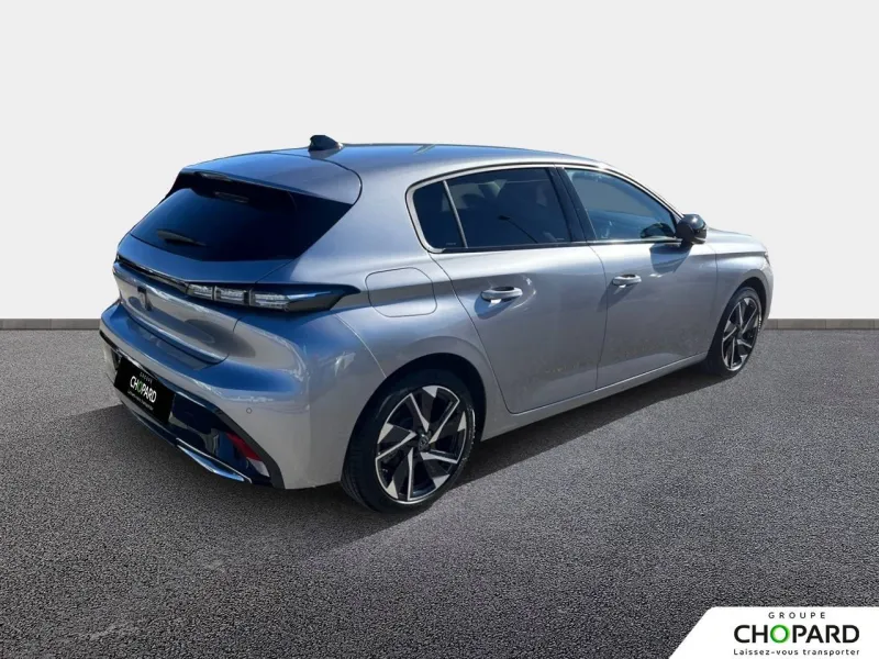 Image secondaire du véhicule 4