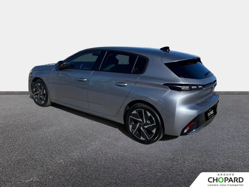 Image secondaire du véhicule 8