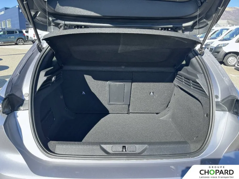 Image secondaire du véhicule 9