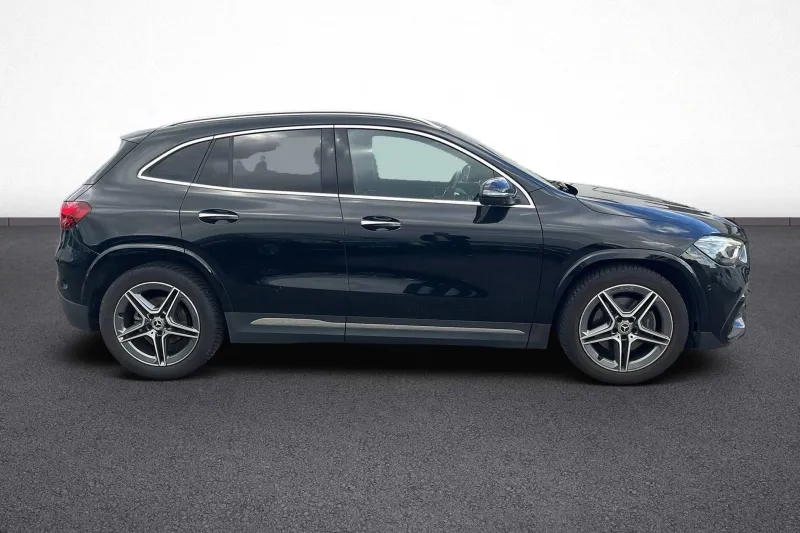 Image secondaire du véhicule 8