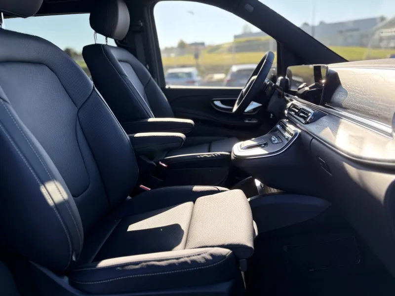 Image secondaire du véhicule 22