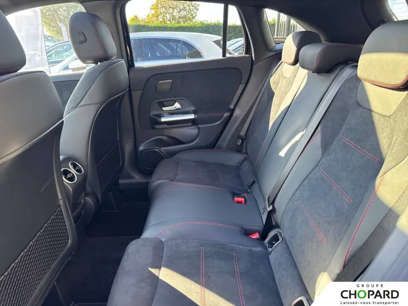 Image secondaire du véhicule 19