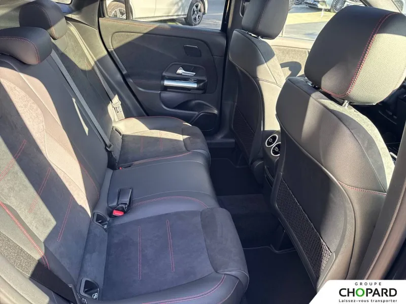 Image secondaire du véhicule 21