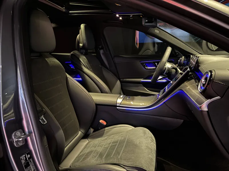 Image secondaire du véhicule 4