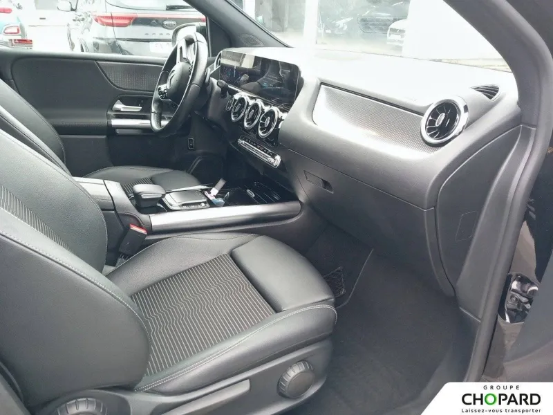 Image secondaire du véhicule 14