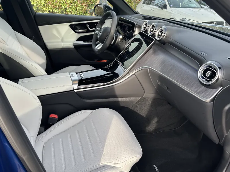 Image secondaire du véhicule 4