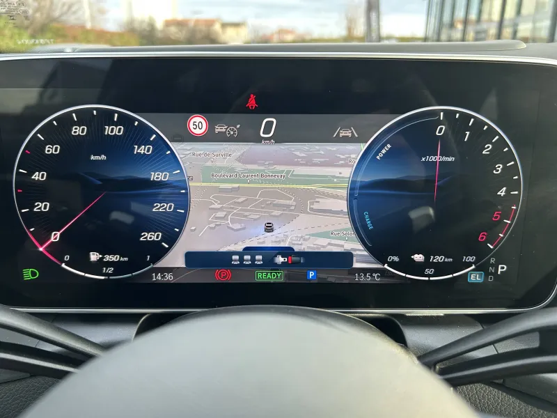 Image secondaire du véhicule 9