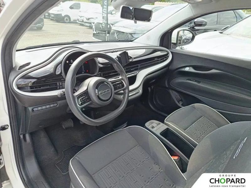 Image secondaire du véhicule 3