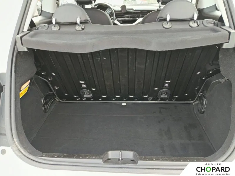 Image secondaire du véhicule 9