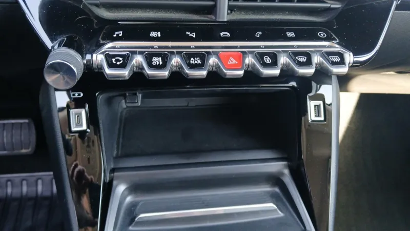 Image secondaire du véhicule 28