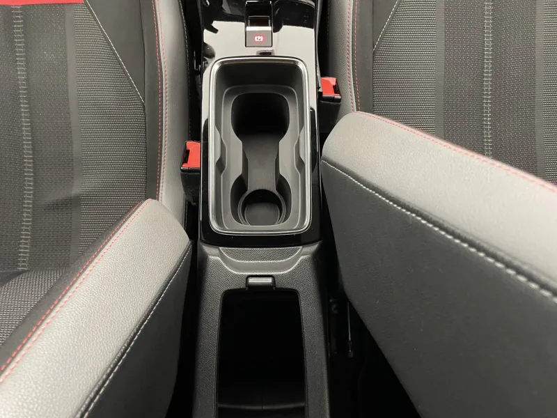 Image secondaire du véhicule 28