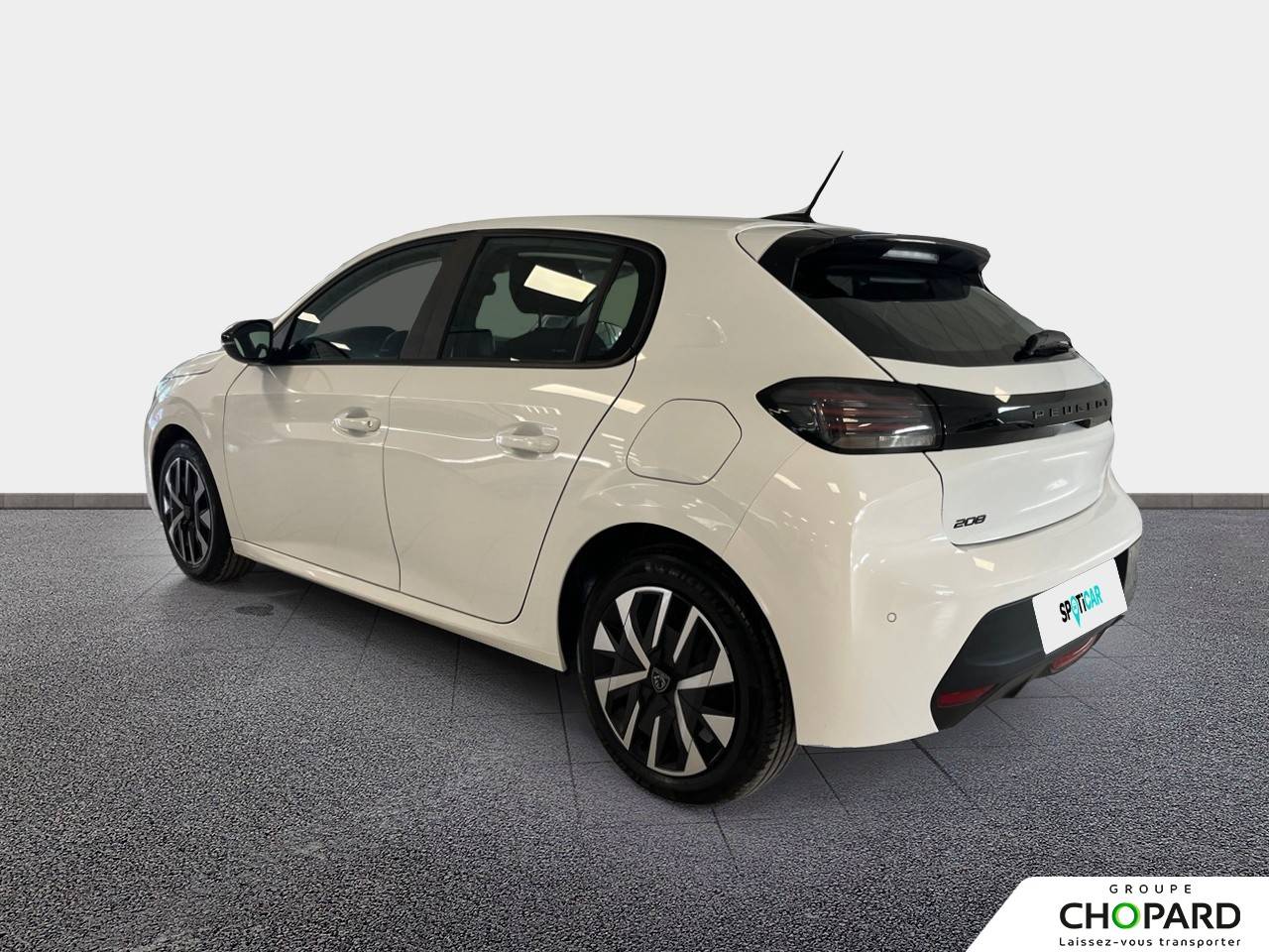 Image secondaire du véhicule 8