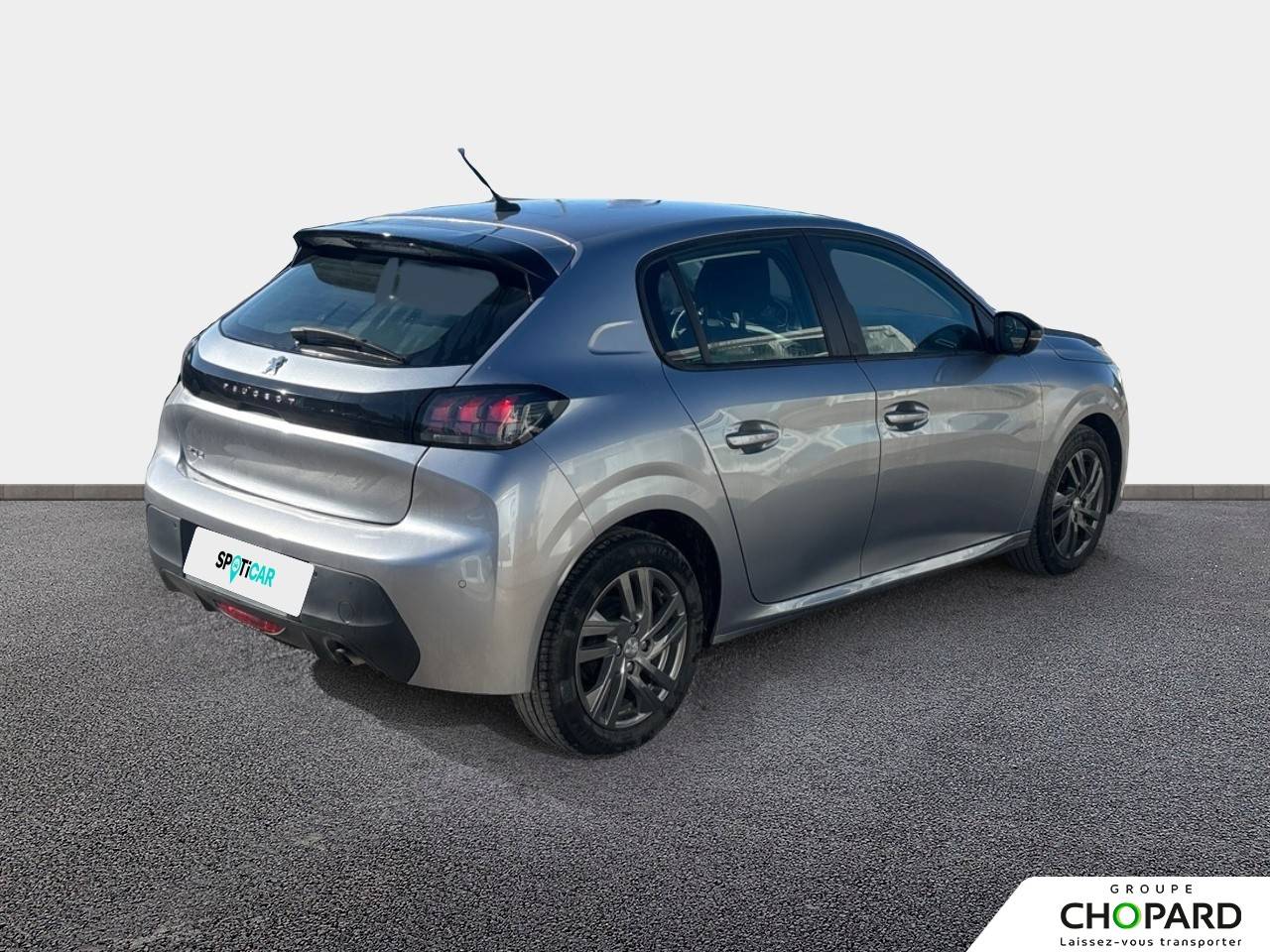 Image secondaire du véhicule 9