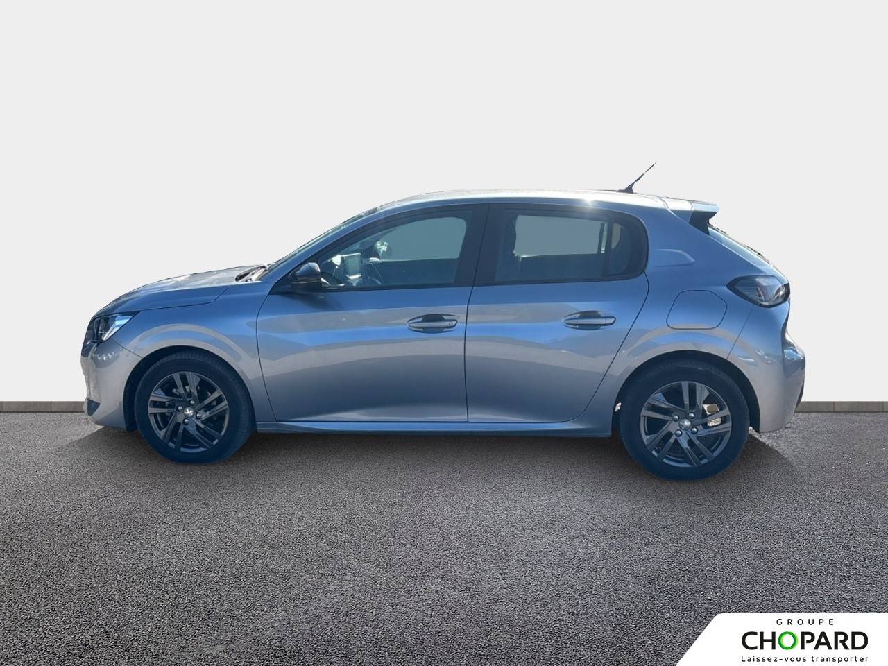 Image secondaire du véhicule 10